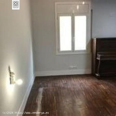 PISO EN VENTA TOTALMENTE REFORMADO EN GRACIA - BARCELONA