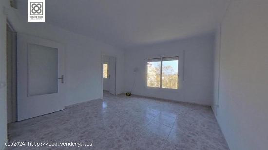  PISO EN VENTA EN EL RAVAL - BARCELONA 