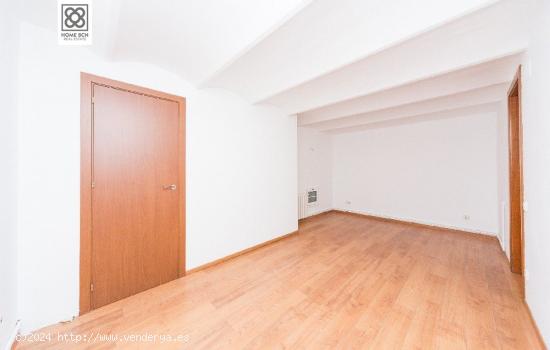 PISO EN VENTA C/ FONT HONRADA - BARCELONA