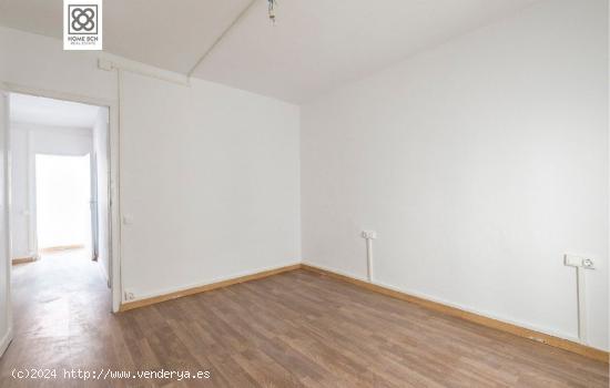 PISO EN VENTA EN LA TEIXONERA - BARCELONA