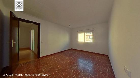 VENTA EN SANTA COLOMA - BARCELONA