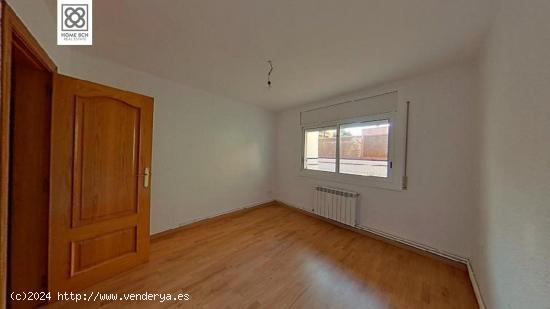 VENTA EN TRINITAT VELLA - BARCELONA