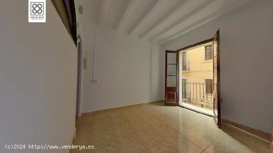  PISO EN VENTA EN EL RAVAL - BARCELONA 