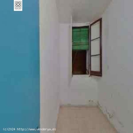 PISO EN VENTA JUNTO RAMBLA RAVAL - BARCELONA