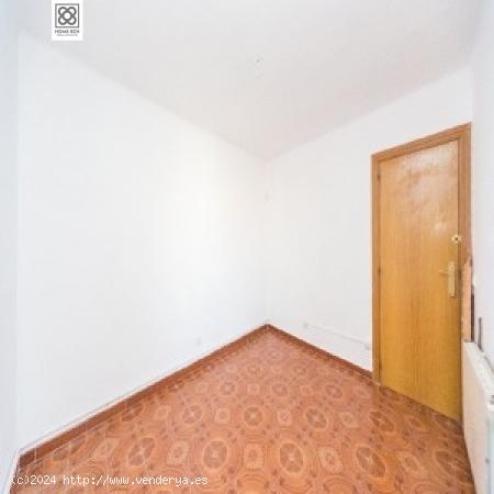 PISO EN VENTA EN C/ DALT DE BANUS - BARCELONA