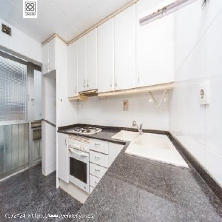 PISO EN VENTA EN CALLE SEVILLA, BADALONA - BARCELONA