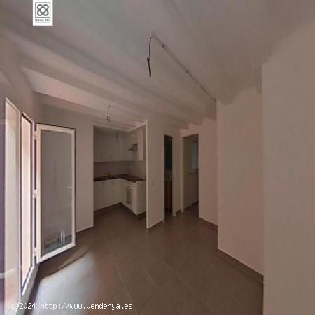 PISO EN VENTA EN C/ AGLA - BARCELONA