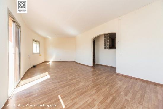  PISO EN VENTA EN Pº FABRA I PUIG - BARCELONA 