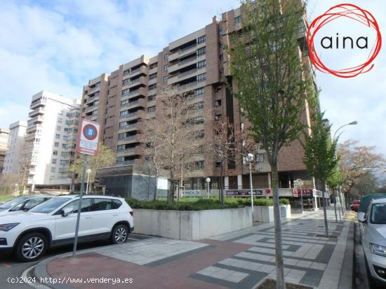 PLAZA APARCAMIENTO EN CALLE ESQUIROZ - SANCHO EL FUERTE - NAVARRA