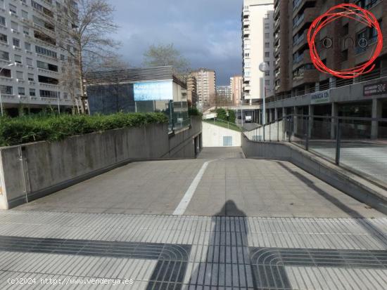 PLAZA APARCAMIENTO EN CALLE ESQUIROZ - SANCHO EL FUERTE - NAVARRA