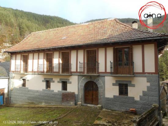  Venta Casa Cruchaga en Uztarroz-Uztarrotze - NAVARRA 