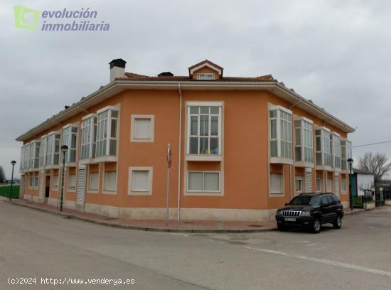  Barrio de Villalonquejar amplio apartamento de dos dormitorios , dos baños , garaje y trastero - BU 