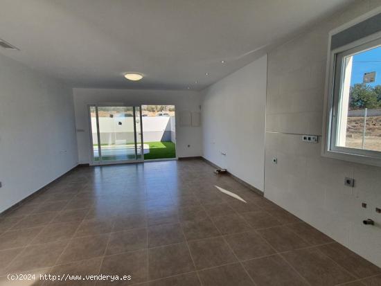 Casa nueva con parcela en Goñar - Puerto Lumbreras - MURCIA