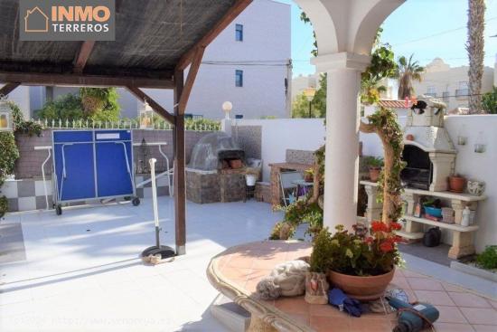 Chalet 4 dormitorios en San Juan de los Terreros - ALMERIA