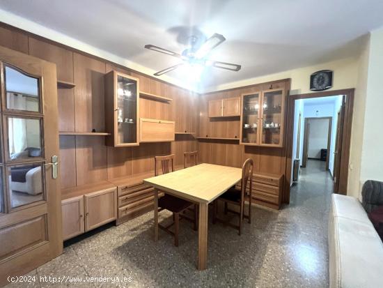 VIVIENDA DE 4 HAB JUNTO AL CENTRO DE STA.PERPETUA - BARCELONA