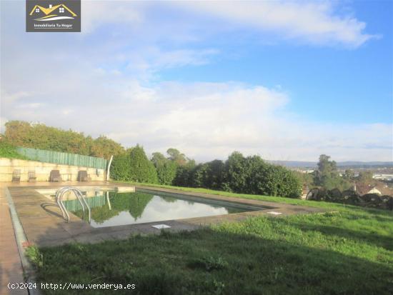 SE VENDE AMPLIA A CASA CON PISCINA A 5 MIN DE OURENSE. REF. 4295 - ORENSE