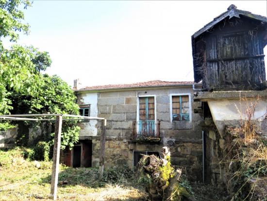  SE VENDE CASA DE PIEDRA PARA REFORMAR YA REGISTRADA REF: 5029 - ORENSE 