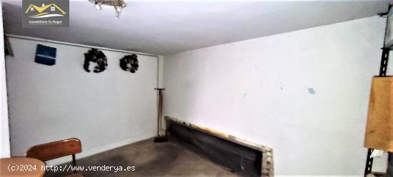 SE ALQUILA LOCAL COMERCIAL EN CALLE BEDOYA REF: - ORENSE