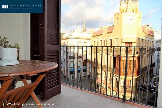 Amplio piso con terraza en el corazón de Sitges - BARCELONA