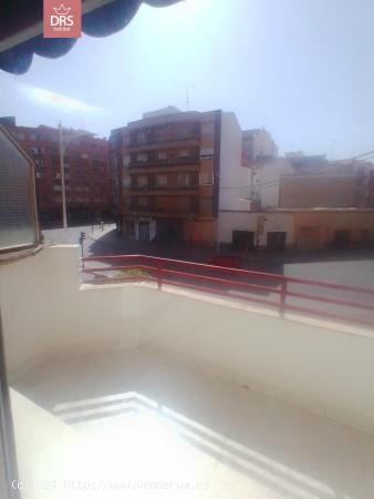 Gran Pisazo por la Circunvalación con garaje privado. - ALBACETE