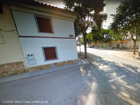 TERRENO URBANO EN PEDANIA CASAS DE PEÑA EN VILLARROBLEDO - ALBACETE