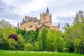  TAPIAS BELLIDO VENDE  PARCELA  EN SEGOVIA CON VISTAS AL ALCÁZAR. - SEGOVIA 