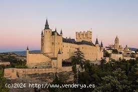 TAPIAS BELLIDO VENDE  PARCELA  EN SEGOVIA CON VISTAS AL ALCÁZAR. - SEGOVIA