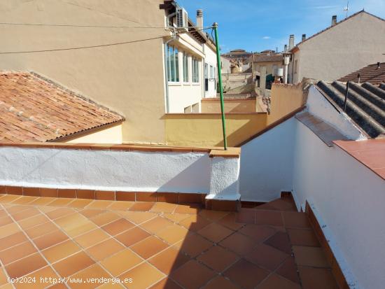  ESPECTACULAR CASA CON PATIO Y TERRAZA - SEGOVIA 