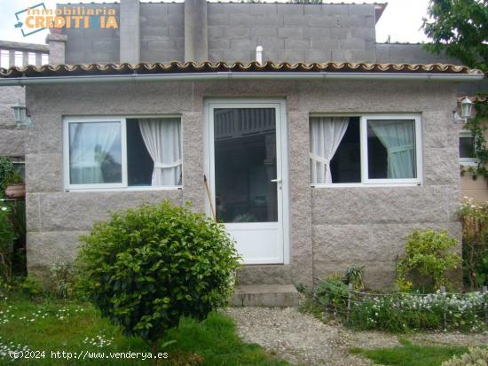 CHALET CON FINCA DE 6 DORMITORIOS - PONTEVEDRA