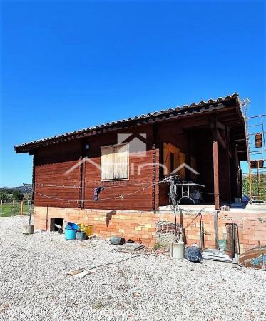 Casa con terreno de 2500 m² situada en el pueblo de Terrateig, - VALENCIA