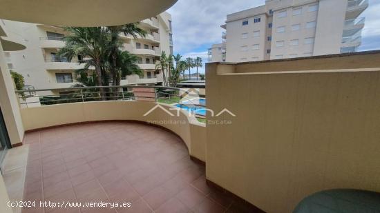 Apartamento con vistas al  mar situado en 2ª línea playa Daimús - VALENCIA