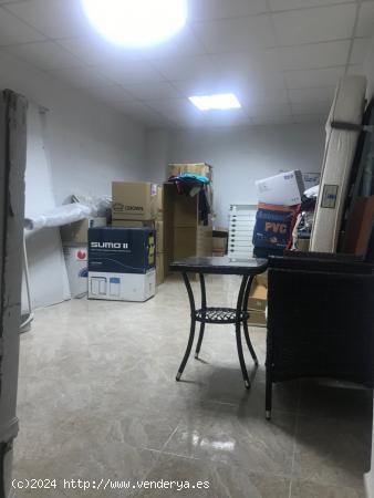 LOCAL  COMERCIAL  DE 190 M2   PREPARADO - MURCIA