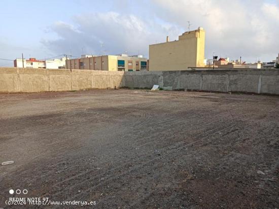 PARCELA URBANA CON CASA EN CONSTRUCCION DE 120 m2 - MURCIA