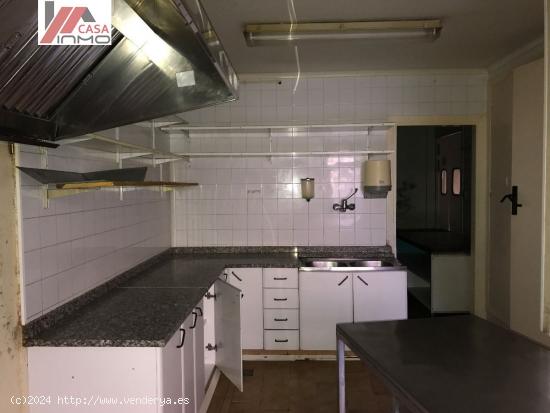 Se vende o alquila local comercial zona La Paz en Barbastro. - HUESCA