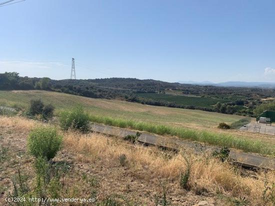 Venta de terreno urbano en urbanización El Ariño - HUESCA