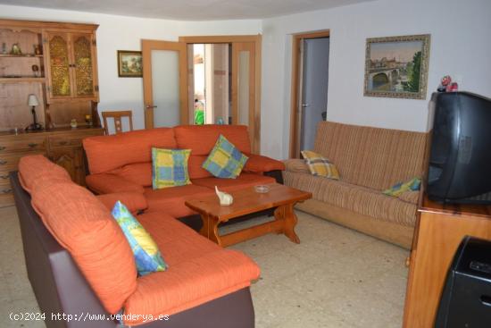 TCH81- CHALET CON PISCINA PRIVADA- TEMPORADA - ALICANTE