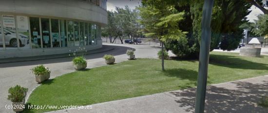  ALQUILER DE LOCAL EN ALCALDE GOMEZ LAGUNA 151, DE ZARAGOZA - ZARAGOZA 