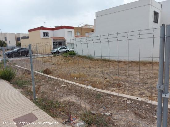  SOLAR URBANO EN VENTA - ALMERIA 