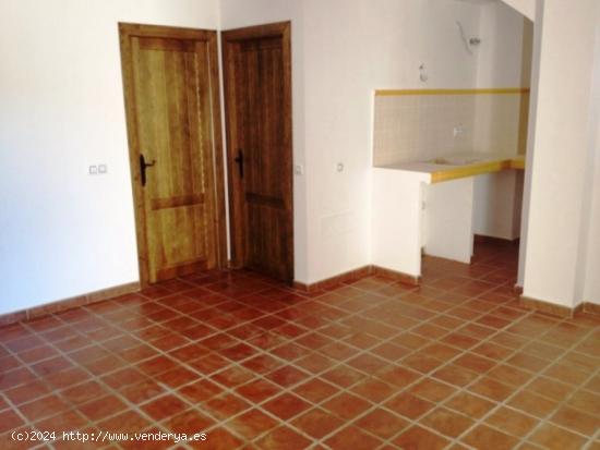 PISO EN VENTA EN OHANES - ALMERIA