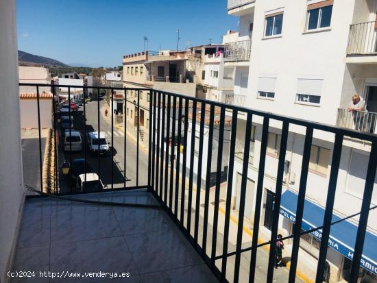 PISO EN VENTA EN LAUJAR - ALMERIA