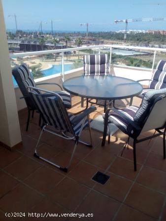 PISO EN VENTA EN RESIDENCIAL PUERTO MARINA GOLF DE ALMERIMAR. - ALMERIA