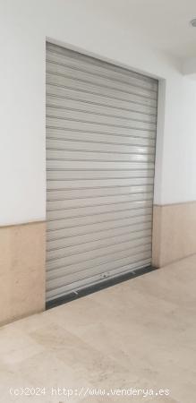 LOCAL COMERCIAL EN BERJA - ALMERIA