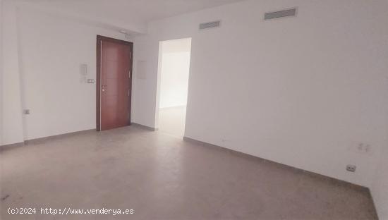  OFICINA EN VENTA EN PLENO CENTRO DE EL EJIDO - ALMERIA 