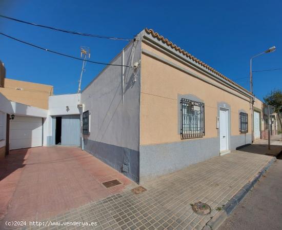  CASA DE PLANTA BAJA EN MATAGORDA - ALMERIA 