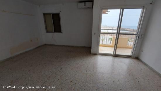 Piso en Balanegra de 3 habitaciones - ALMERIA