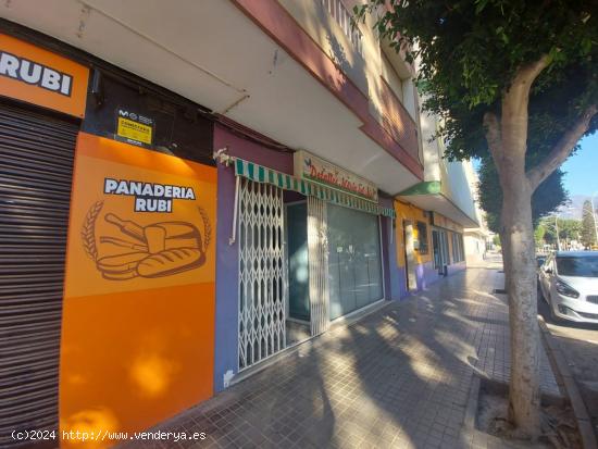 Local comercial en alquiler en la zona de Santo Domingo - ALMERIA