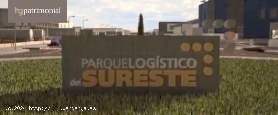 PARCELA INDUSTRIAL URBANIZADA DE 1797 m2 EN PARQUE LOGISTICO SURESTE - MURCIA