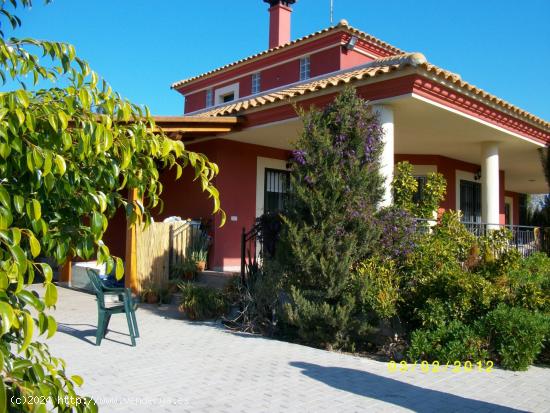 Chalet en venta - MURCIA