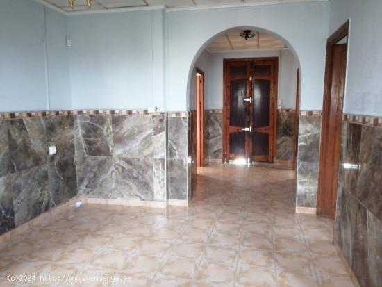 SE VENDE CASA CON PARCELA EN LA APARECIDA  ORIHUELA  - ALICANTE