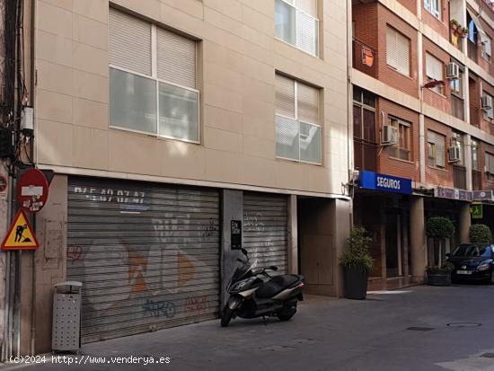 LOCAL EN ALQUILER CENTRO ELCHE - ALICANTE